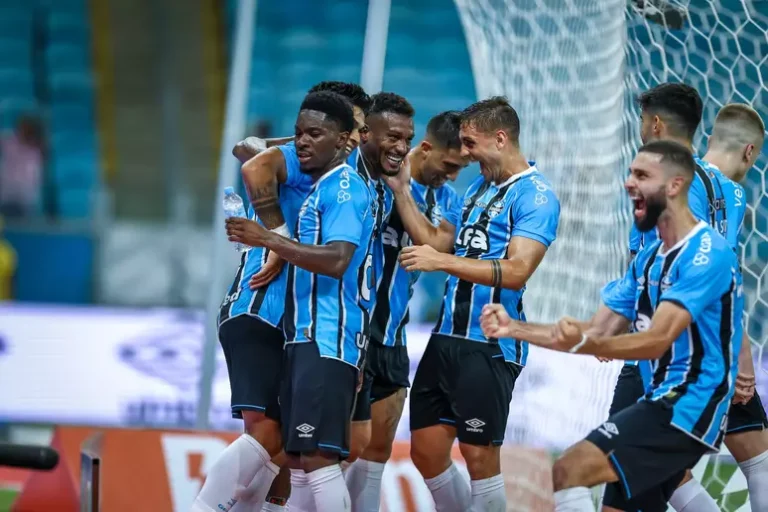 Grêmio x Atlético Grau se enfrentam hoje pela Copa Sul-Americana