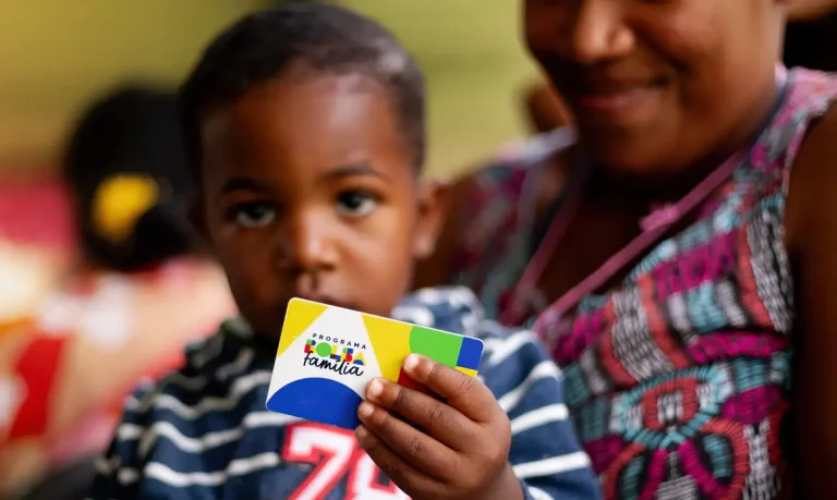 Caixa inicia pagamento do Bolsa Família de maio para 20 milhões de famílias com calendário definido