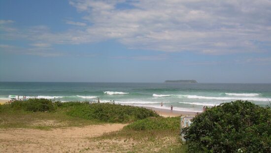 O esporte nas praias: lazer, movimento e conexão com o mar
