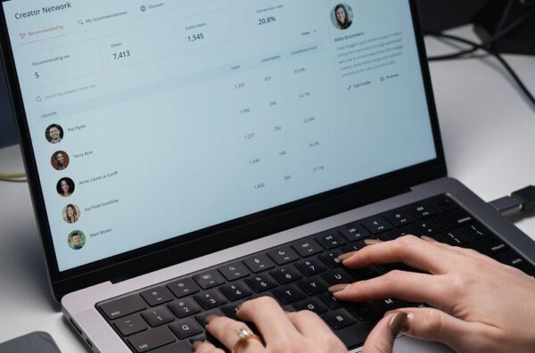 Feira de empregos reúne mais de 2 mil vagas em diferentes áreas